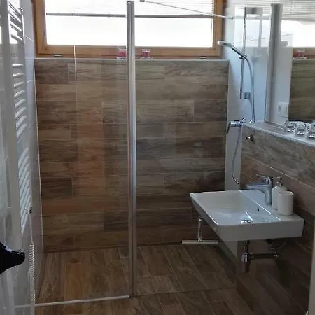 Apartman Lili *